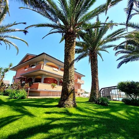 B&B Sotto Le Palme Molino Ciccolini Εξωτερικό φωτογραφία
